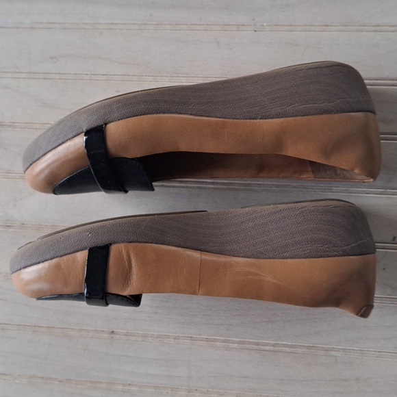 Fitflop Leather Two Toned Super Comfy  Quality Leather Flats Size Eur 36 (6) - Picture 7 of 10